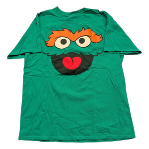 2000s Oscar the Grouch Big Face T Shirt